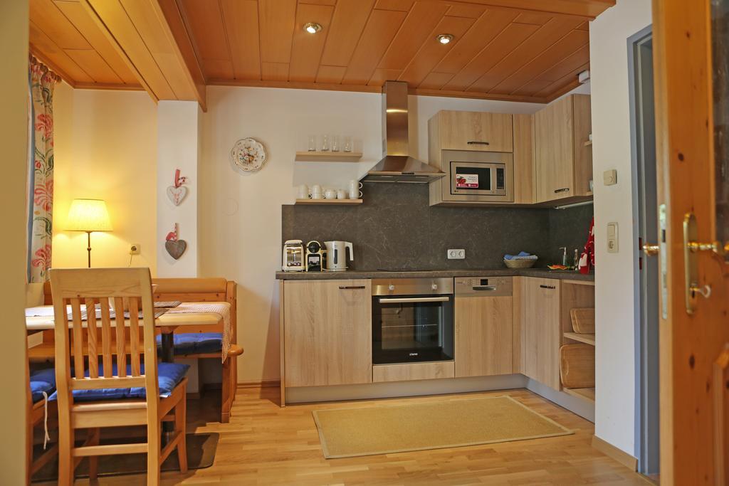 Muehlradl Apartments โกเซา ภายนอก รูปภาพ